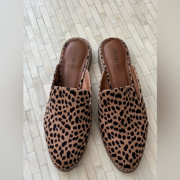 Indigo Rd. Animal Print Mules - 8 - Picture 7 of 7